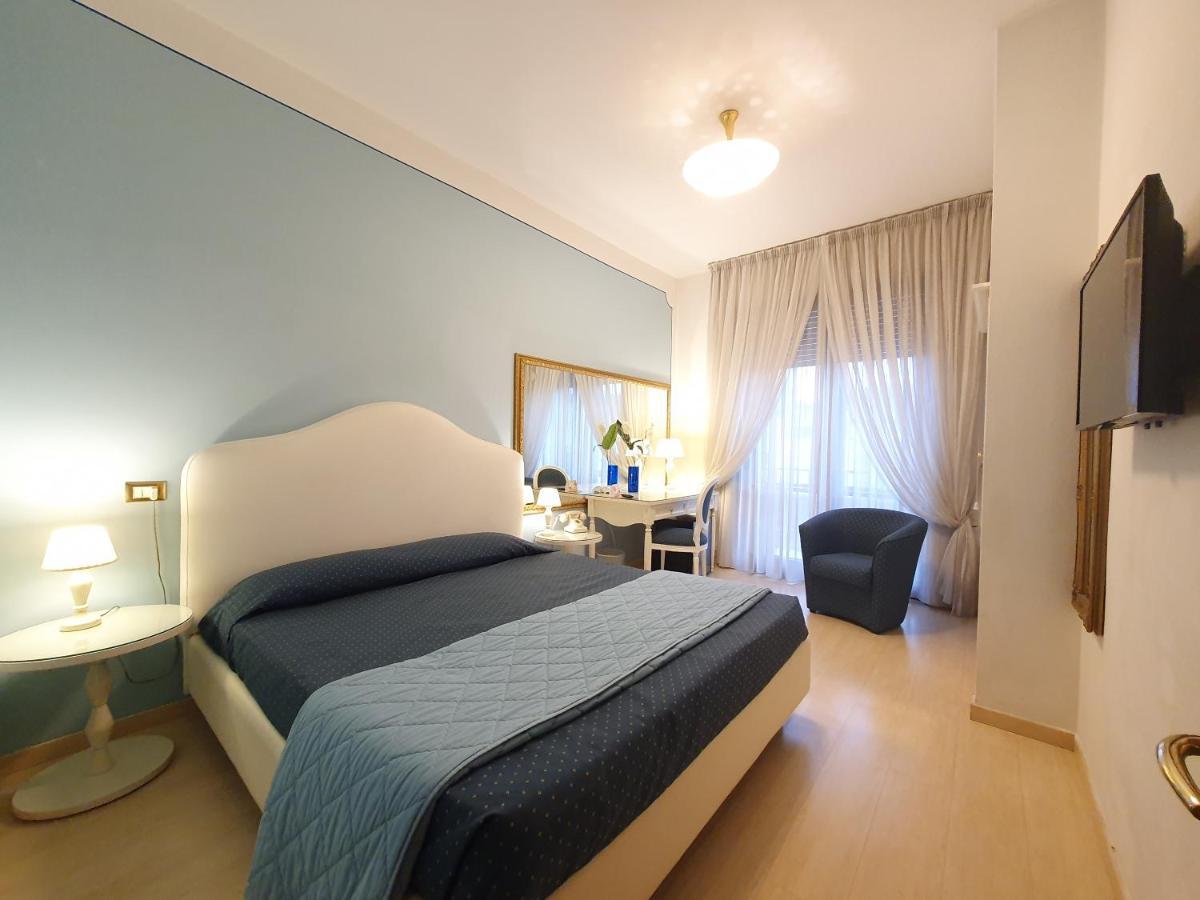 Hotel Continentale Arezzo Esterno foto