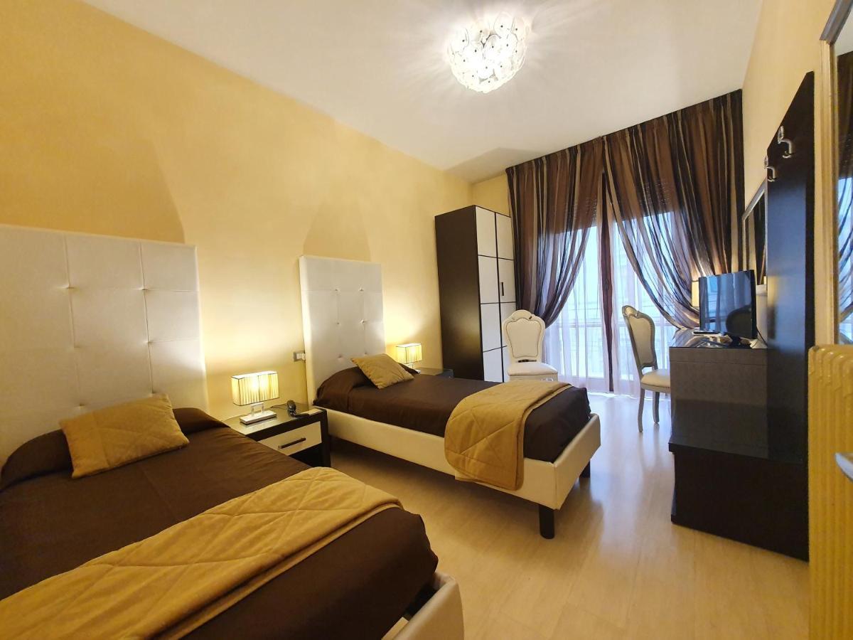 Hotel Continentale Arezzo Esterno foto