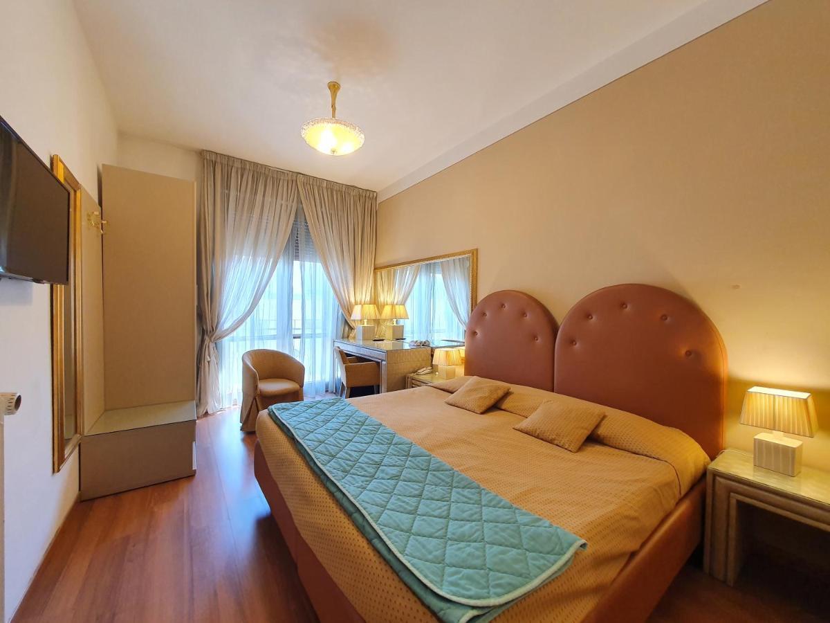 Hotel Continentale Arezzo Esterno foto