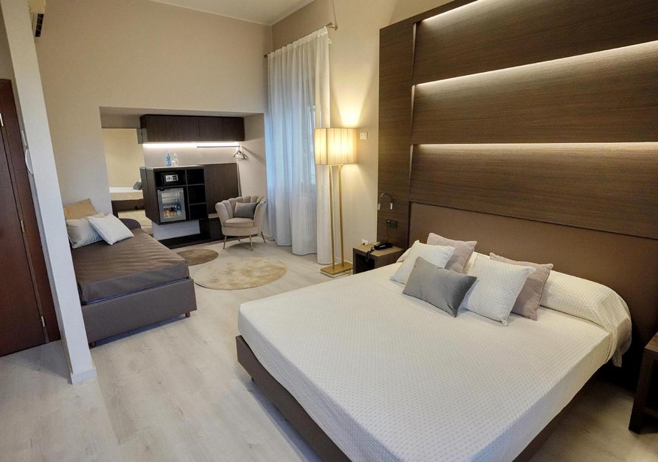 Hotel Continentale Arezzo Esterno foto