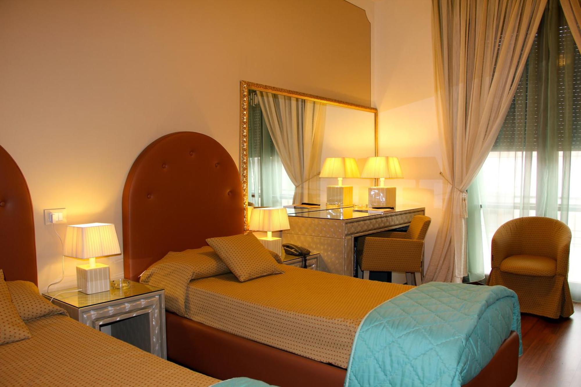 Hotel Continentale Arezzo Esterno foto